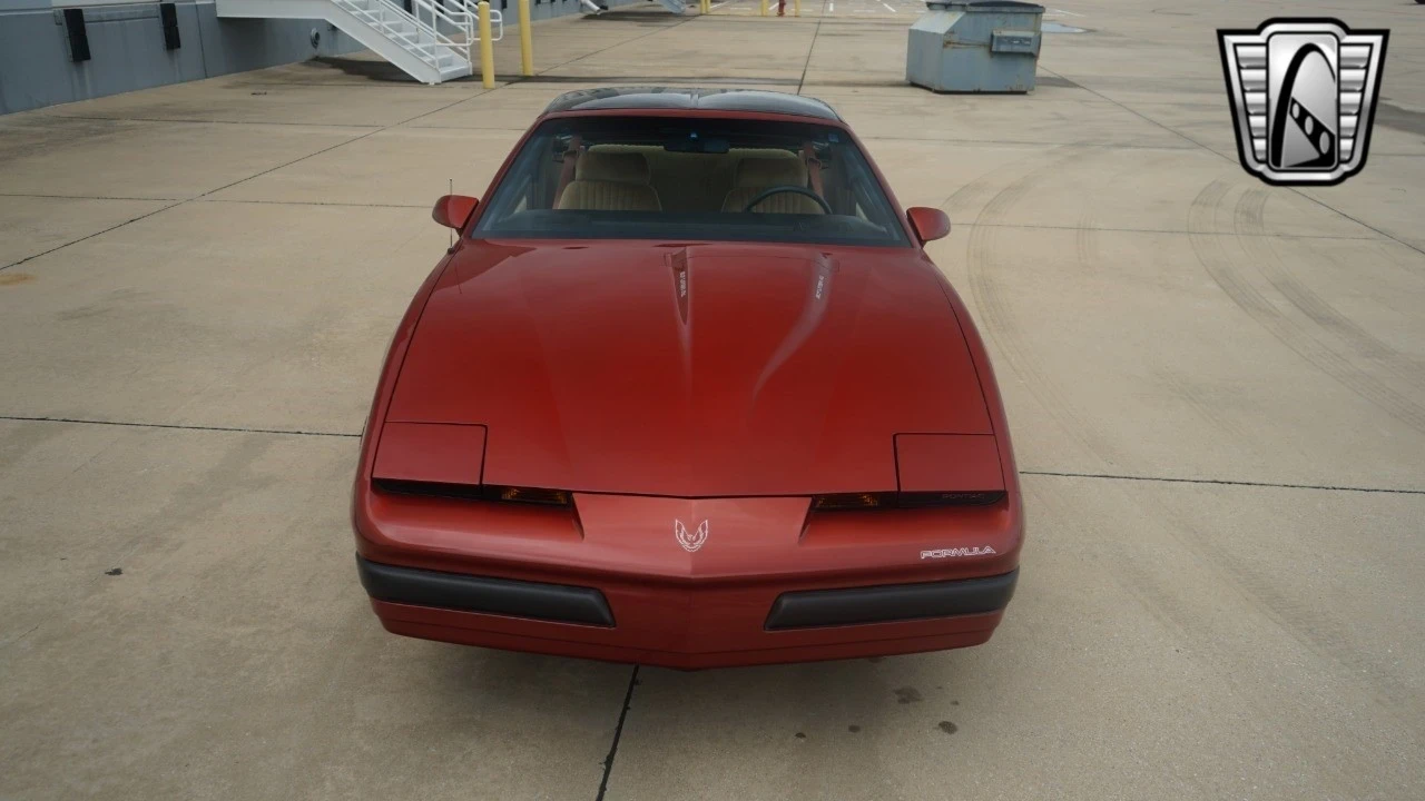 1989 Pontiac Firebird 3rd Gen - Image 9 of 12