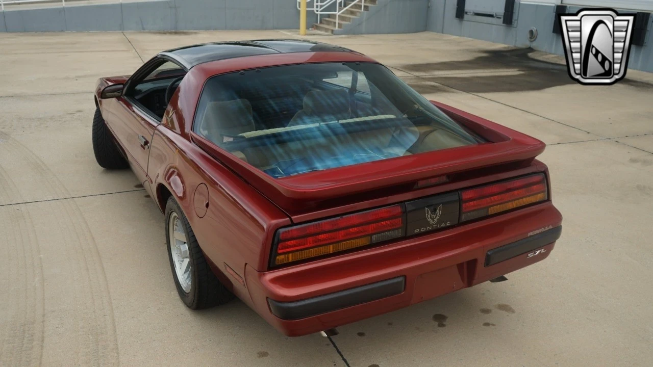 1989 Pontiac Firebird 3rd Gen - Image 5 of 12