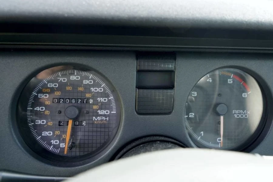 1989 Pontiac Firebird 3rd Gen - Image 10 of 12