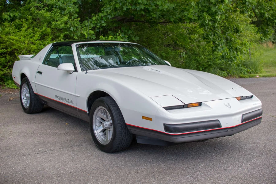 1989 Pontiac Firebird 3rd Gen - Image 11 of 12