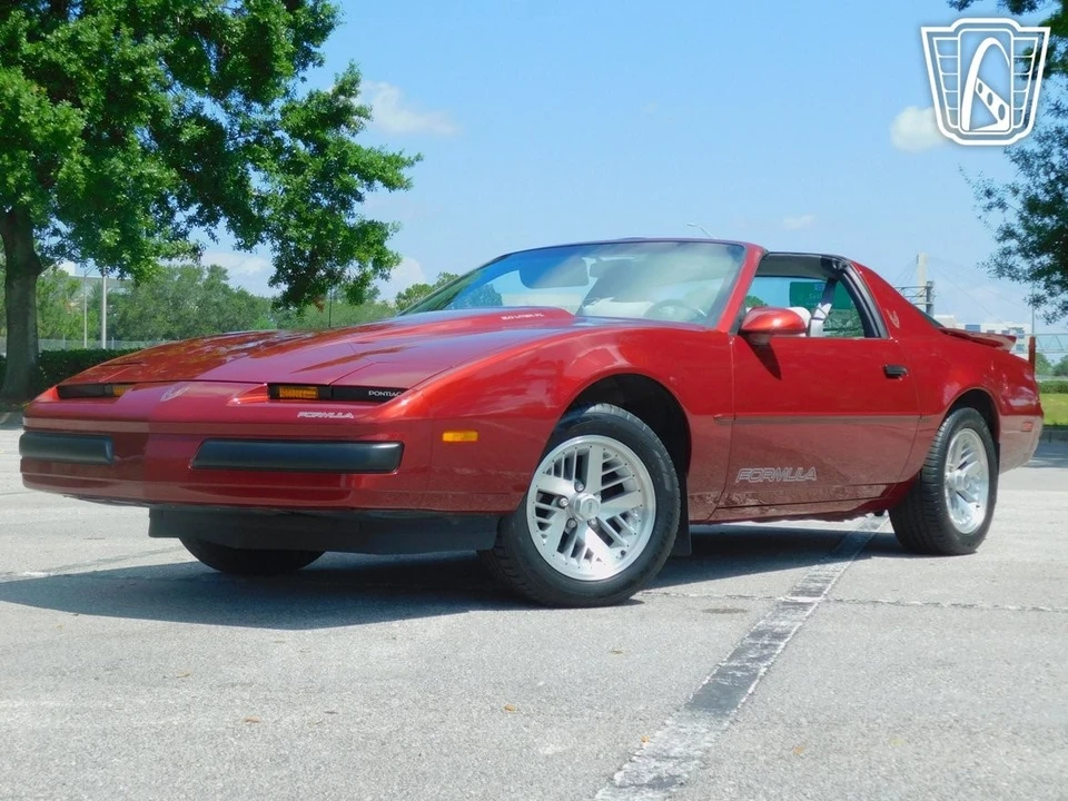 1989 Pontiac Firebird 3rd Gen - Image 4 of 12