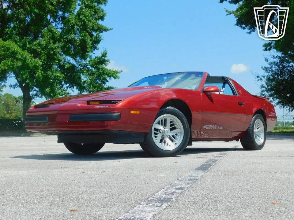 1989 Pontiac Firebird 3rd Gen - Image 3 of 12