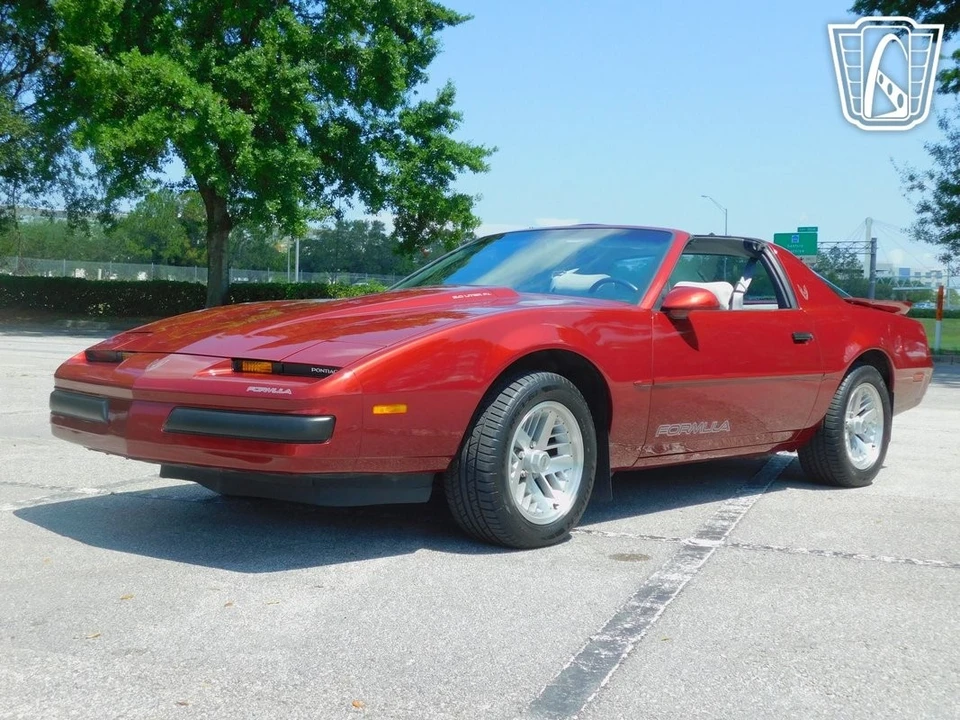 1989 Pontiac Firebird 3rd Gen - Image 10 of 12