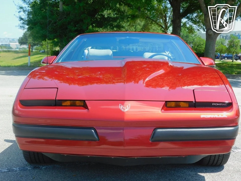1989 Pontiac Firebird 3rd Gen - Image 7 of 12