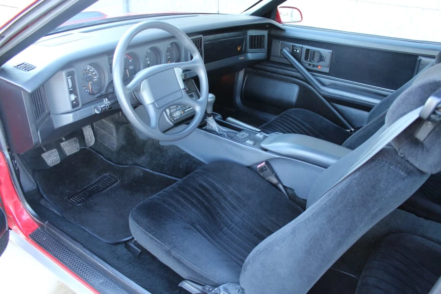 1989 Pontiac Firebird 3rd Gen - Image 4 of 7