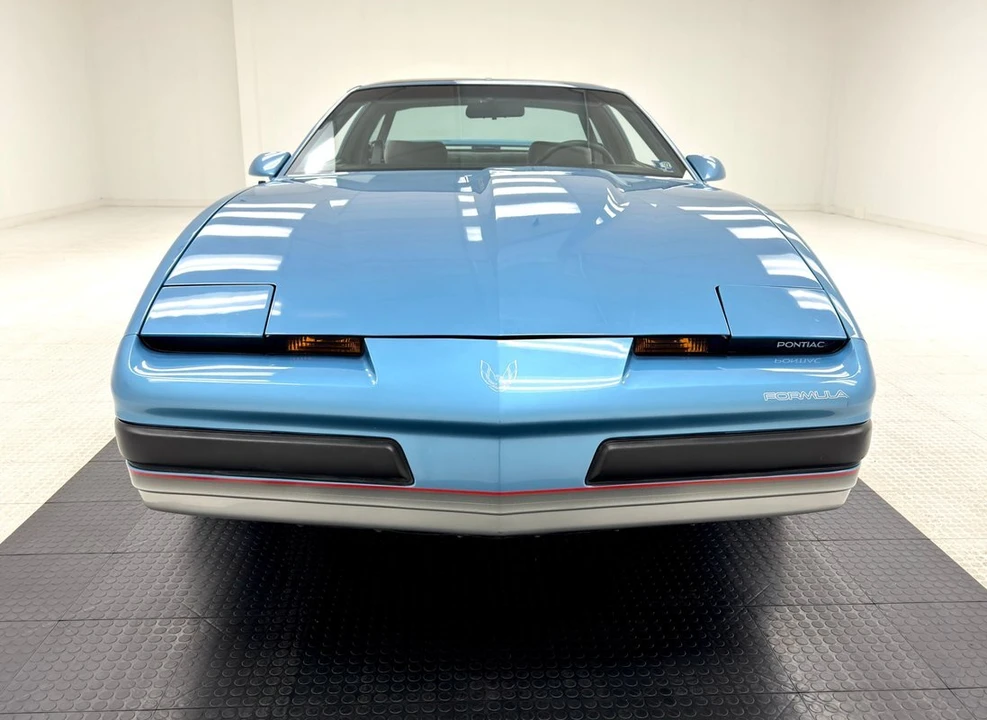 1989 Pontiac Firebird 3rd Gen - Image 9 of 12