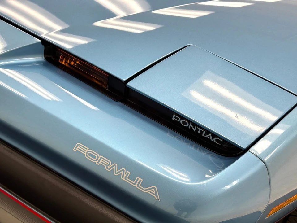 1989 Pontiac Firebird 3rd Gen - Image 10 of 12