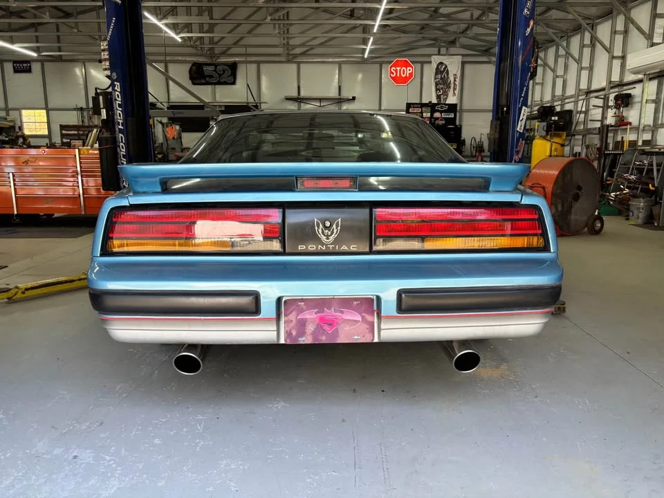 1989 Pontiac Firebird Formula 3rd Gen - Image 4 of 10