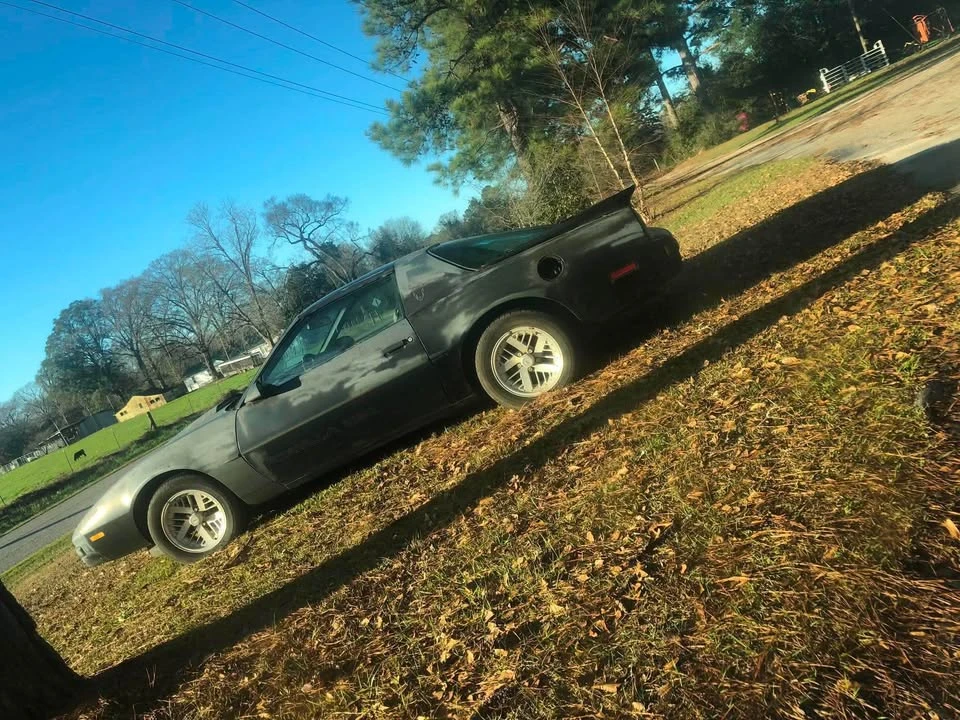 1989 Pontiac Firebird Formula 3rd Gen - Image 2 of 4