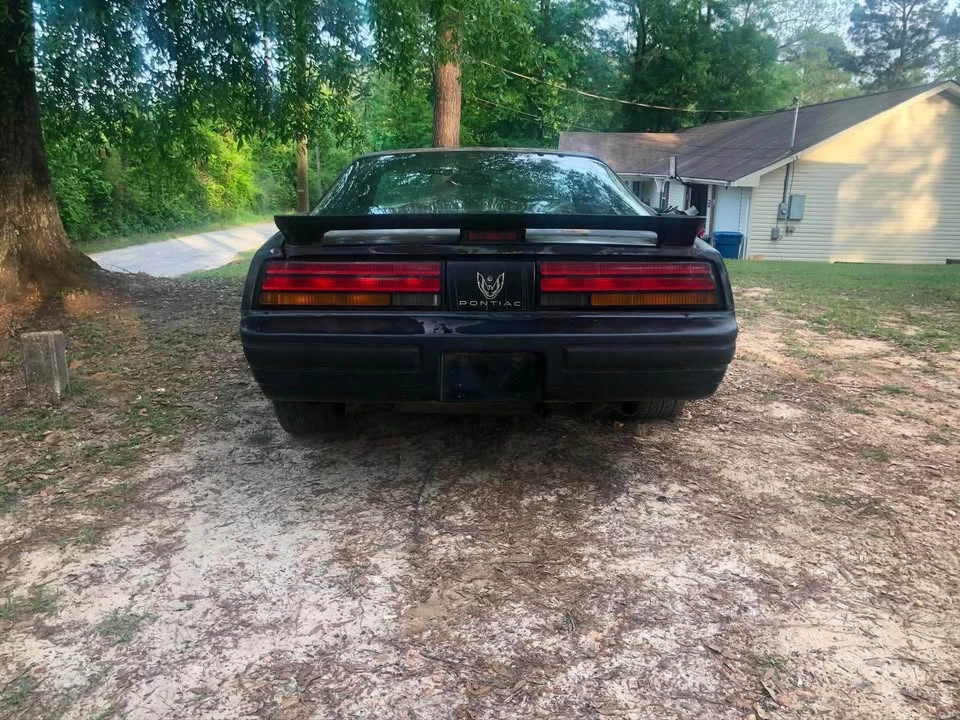 1989 Pontiac Firebird Formula 3rd Gen - Image 4 of 4