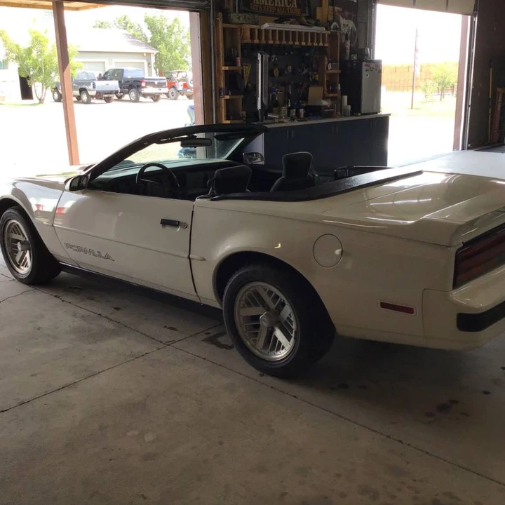 1989 Pontiac Firebird Formula 3rd Gen - Image 2 of 12
