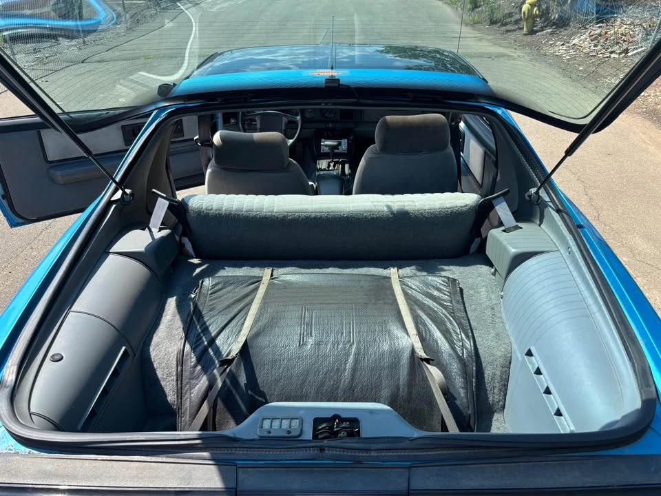 1989 Pontiac Firebird Formula 3rd Gen - Image 11 of 13