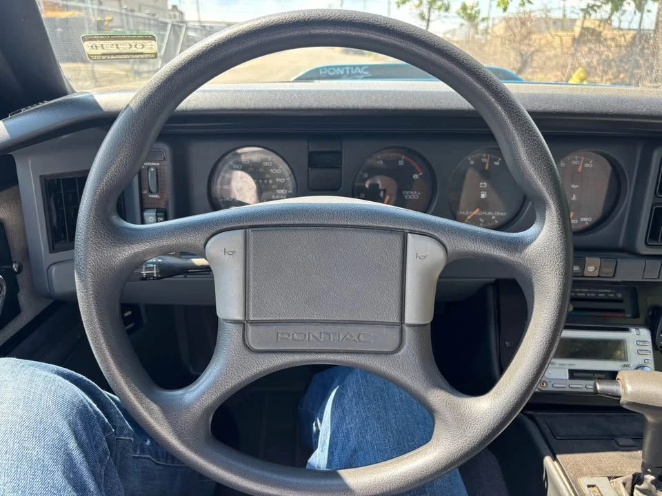 1989 Pontiac Firebird Formula 3rd Gen - Image 9 of 13