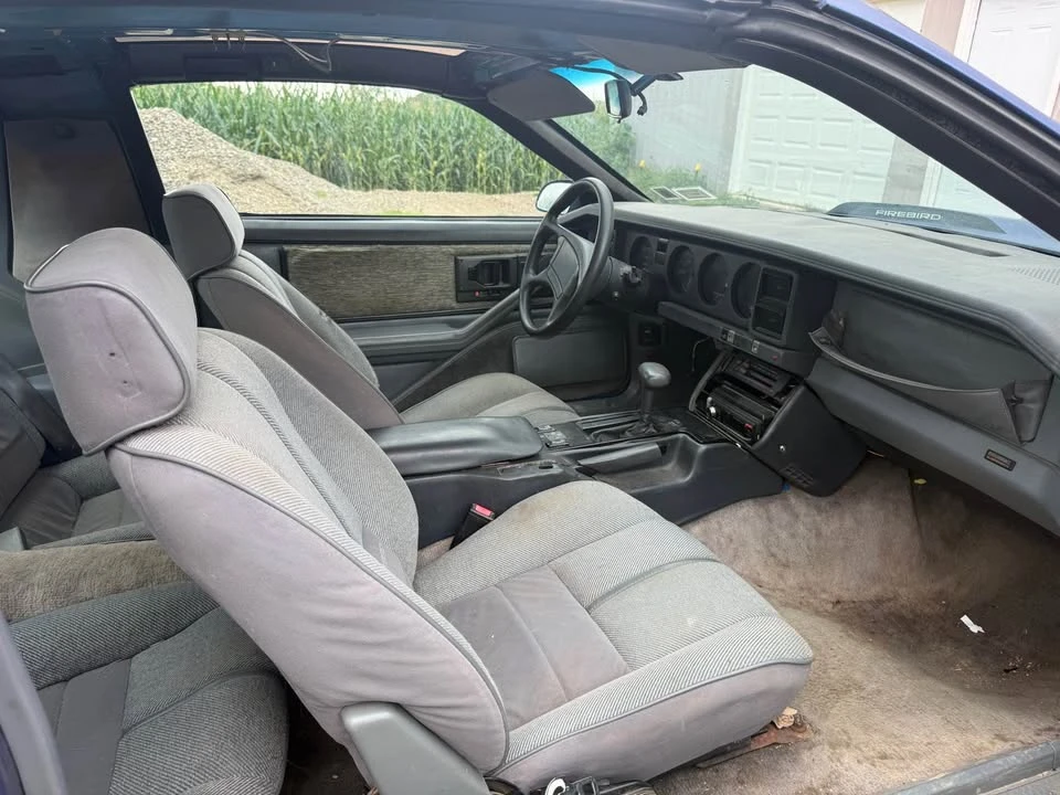 1989 Pontiac Firebird Formula 3rd Gen - Image 8 of 8