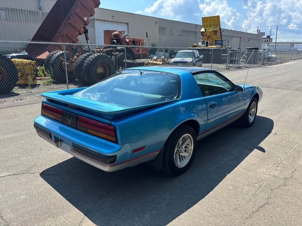 1989 Pontiac Firebird Formula 3rd Gen - Image 3 of 13