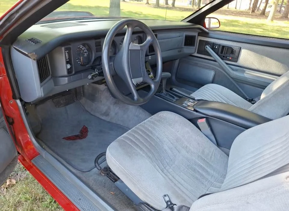 1989 Pontiac Firebird Formula 3rd Gen - Image 11 of 13