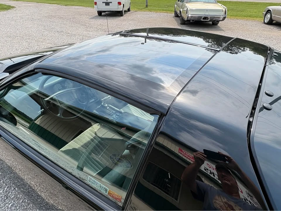 1989 Pontiac Firebird Formula 3rd Gen - Image 11 of 20