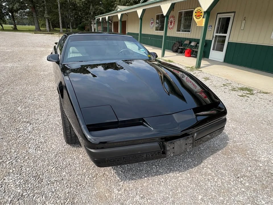 1989 Pontiac Firebird Formula 3rd Gen - Image 3 of 20