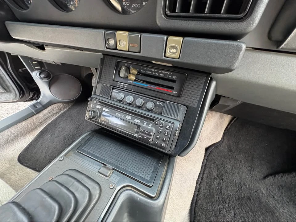 1989 Pontiac Firebird Formula 3rd Gen - Image 17 of 20