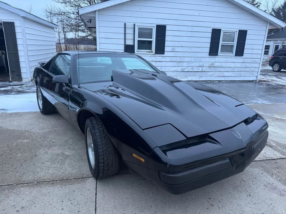 1989 Pontiac Firebird Formula 3rd Gen - Image 6 of 16