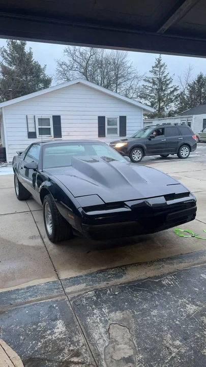 1989 Pontiac Firebird Formula 3rd Gen - Image 4 of 16