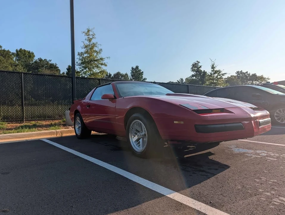 1989 Pontiac Firebird Formula 3rd Gen - Image 9 of 20