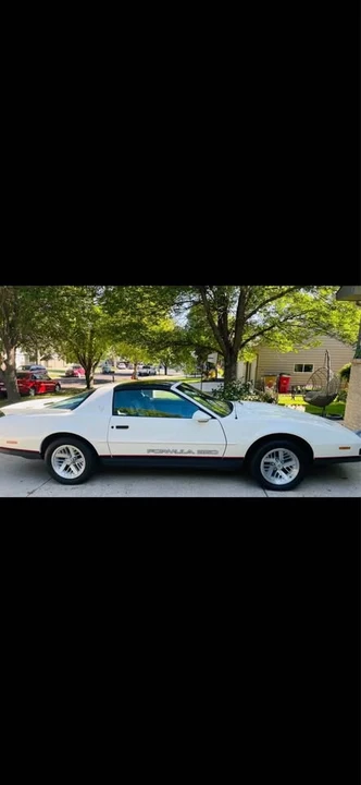1989 Pontiac Firebird Formula 3rd Gen - Image 4 of 11
