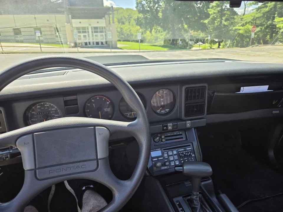1989 Pontiac Firebird Formula 3rd Gen - Image 7 of 10