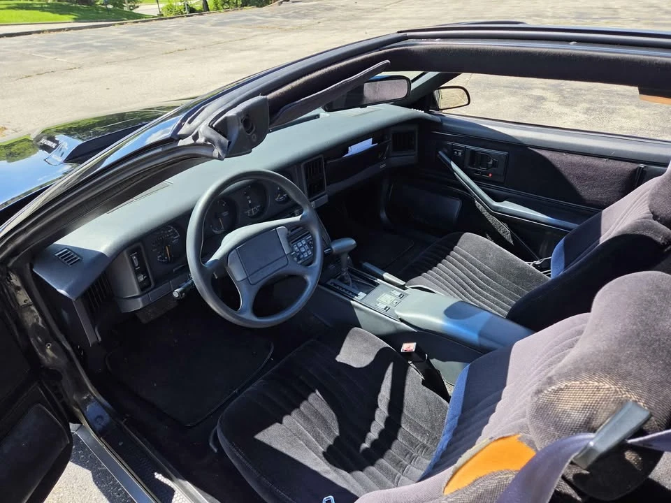 1989 Pontiac Firebird Formula 3rd Gen - Image 6 of 10