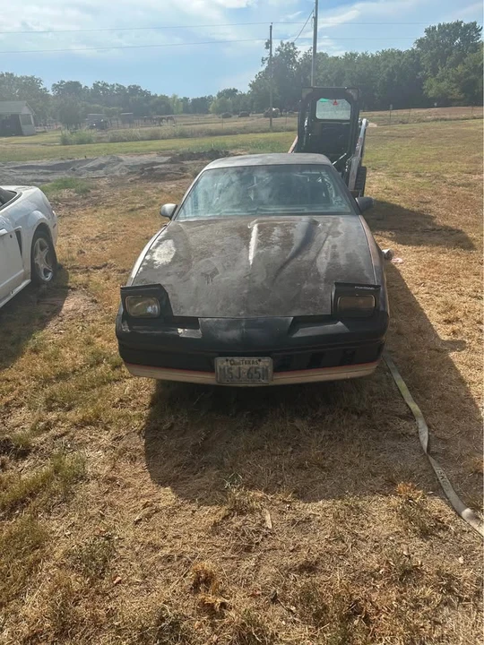 1989 Pontiac Firebird Formula 3rd Gen - Image 2 of 4