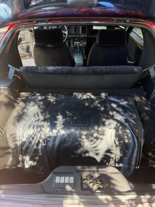 1989 Pontiac Firebird Formula 3rd Gen - Image 11 of 11