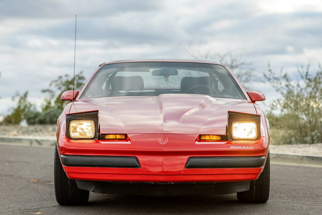 1989 Pontiac Firebird 3rd Gen - Image 21 of 31
