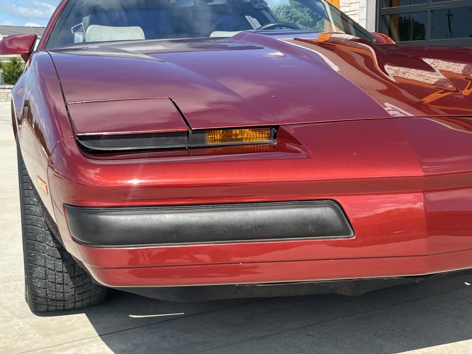 1989 Pontiac Firebird Formula 3rd Gen - Image 21 of 31