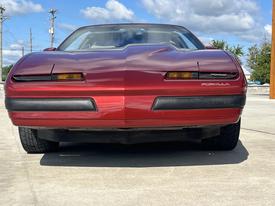 1989 Pontiac Firebird Formula 3rd Gen - Image 13 of 31