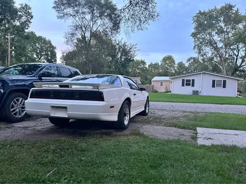 1989 Pontiac Firebird GTA Hatchback 2D