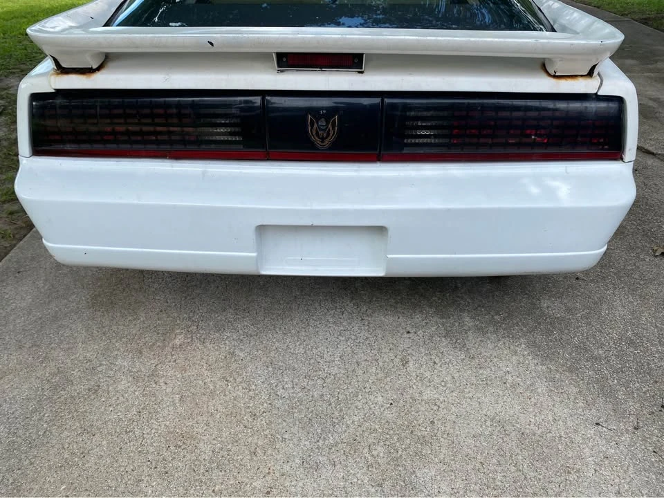 1989 Pontiac Firebird Trans Am 3rd Gen - Image 7 of 7