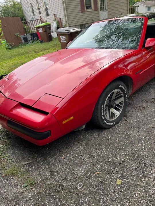 1989 Pontiac Firebird 3rd Gen - Image 8 of 14