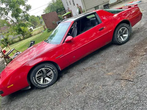1989 Pontiac Firebird Hatchback 2D