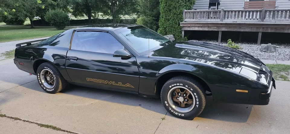 1989 Pontiac Firebird 3rd Gen - Image 4 of 6