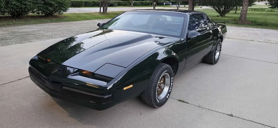 1989 Pontiac Firebird 3rd Gen - Image 5 of 6