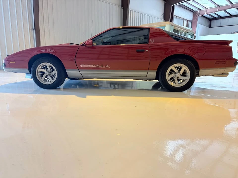 1989 Pontiac Firebird 3rd Gen - Image 3 of 6