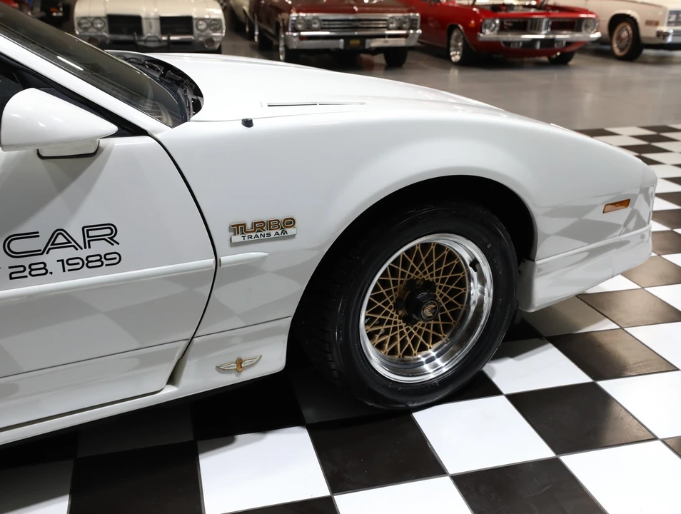 1989 Pontiac Firebird Trans Am 3rd Gen - Image 21 of 31