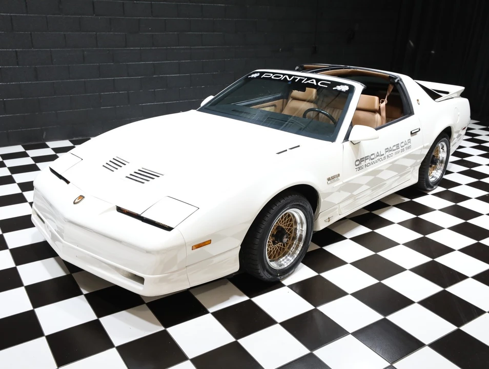 1989 Pontiac Firebird Trans Am 3rd Gen - Image 10 of 31