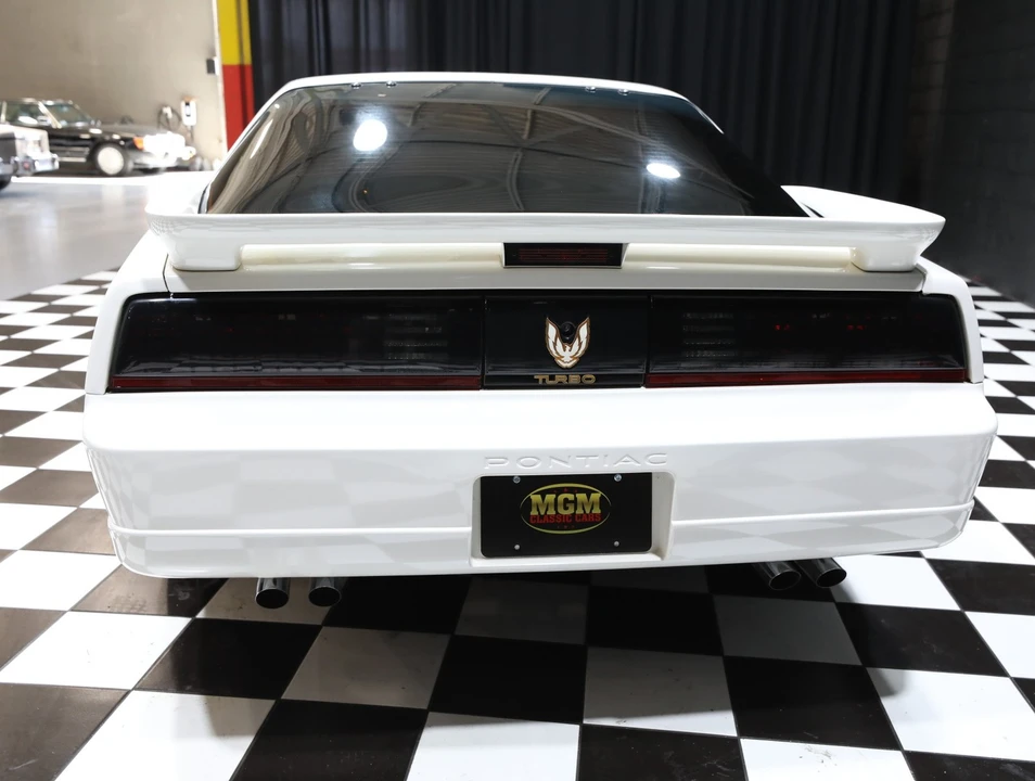 1989 Pontiac Firebird Trans Am 3rd Gen - Image 29 of 31