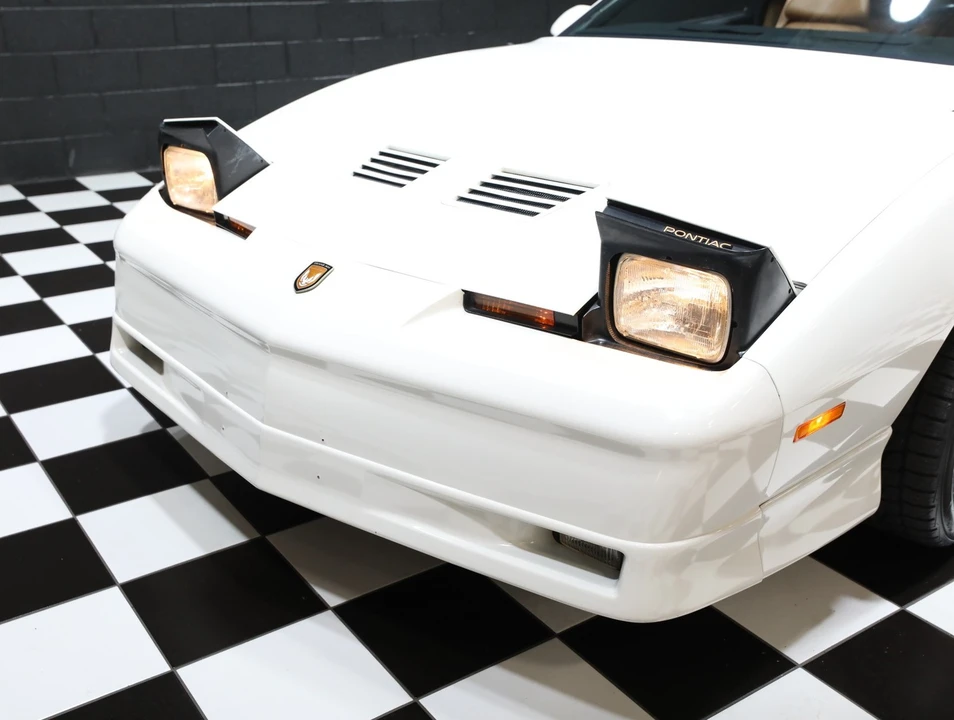 1989 Pontiac Firebird Trans Am 3rd Gen - Image 14 of 31