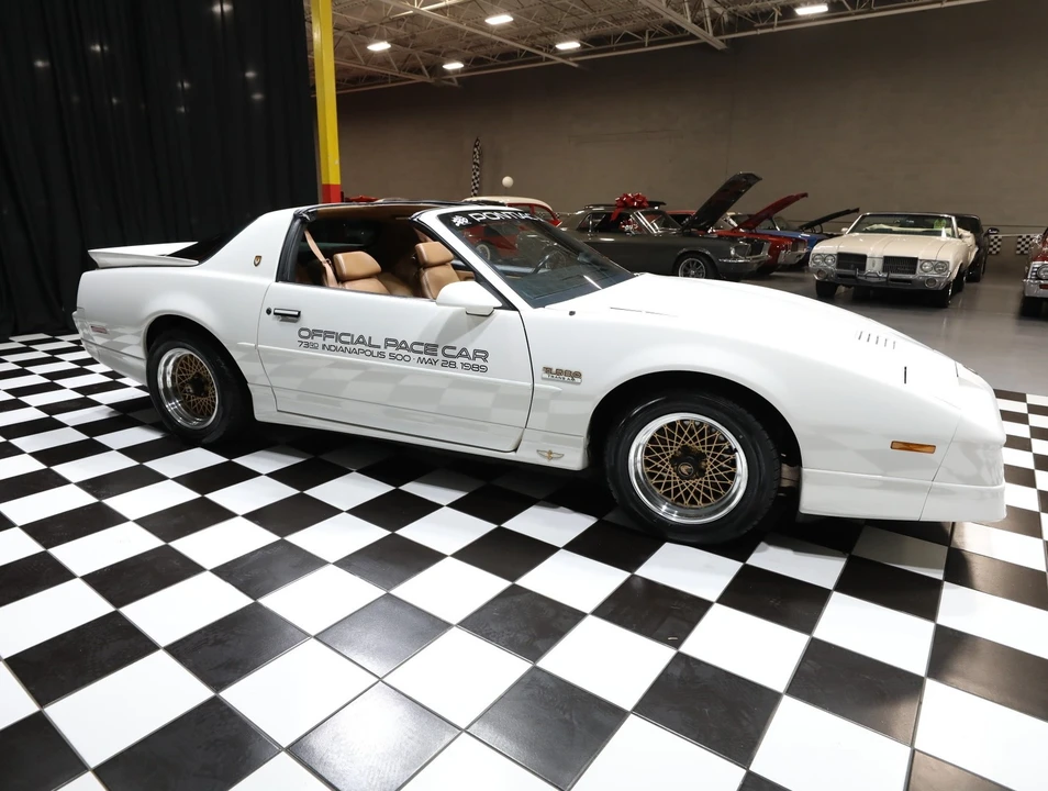1989 Pontiac Firebird Trans Am 3rd Gen - Image 25 of 31