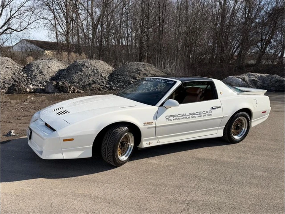 1989 Pontiac Firebird Trans Am 3rd Gen - Image 6 of 31