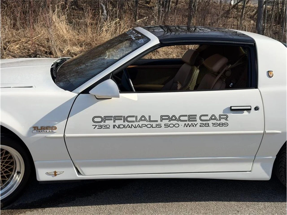 1989 Pontiac Firebird Trans Am 3rd Gen - Image 7 of 31