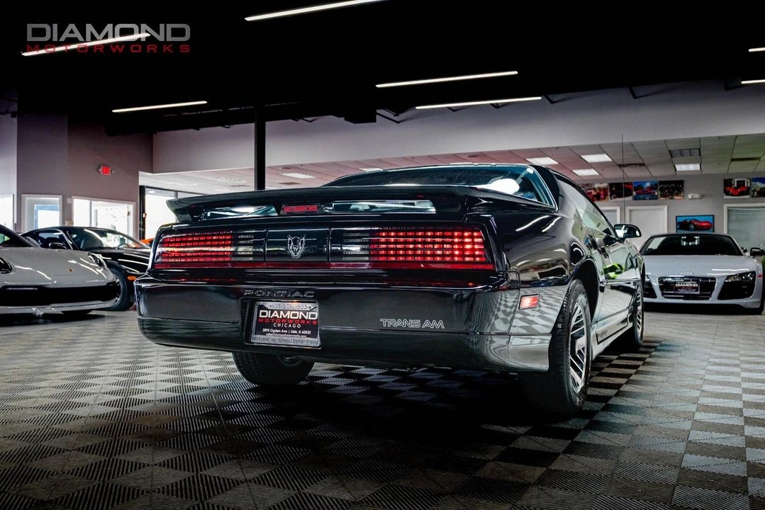 1989 Pontiac Firebird Trans Am 3rd Gen - Image 11 of 12