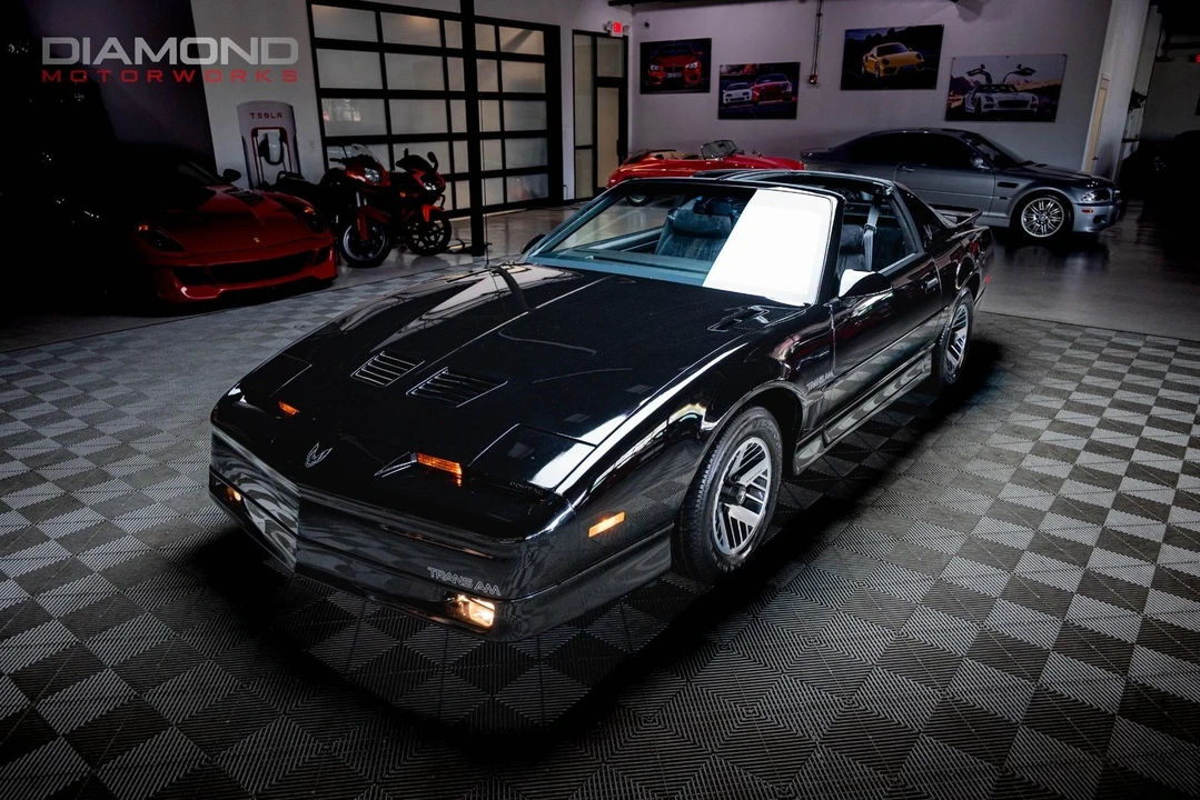 1989 Pontiac Firebird Trans Am 3rd Gen - Image 3 of 12